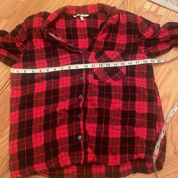 Victoria Secret Small Pajama Top Red Black Plaid Embroidered Chest Pocket - Picture 6 of 7